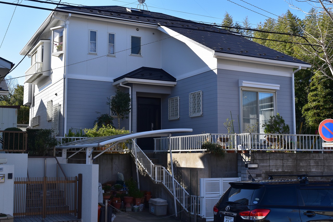 千葉県印旛郡Ｆ様邸　外壁塗装・屋根カバー工法工事が完成です！